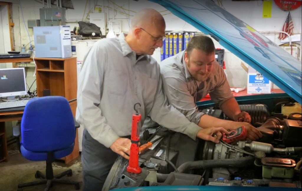 Lowell's Auto Sales Used Cars in Dodge Center, MN